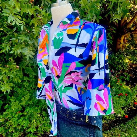 Chico's Multicolor Floral 🌸Button Down Shirt - Picture 4 of 6